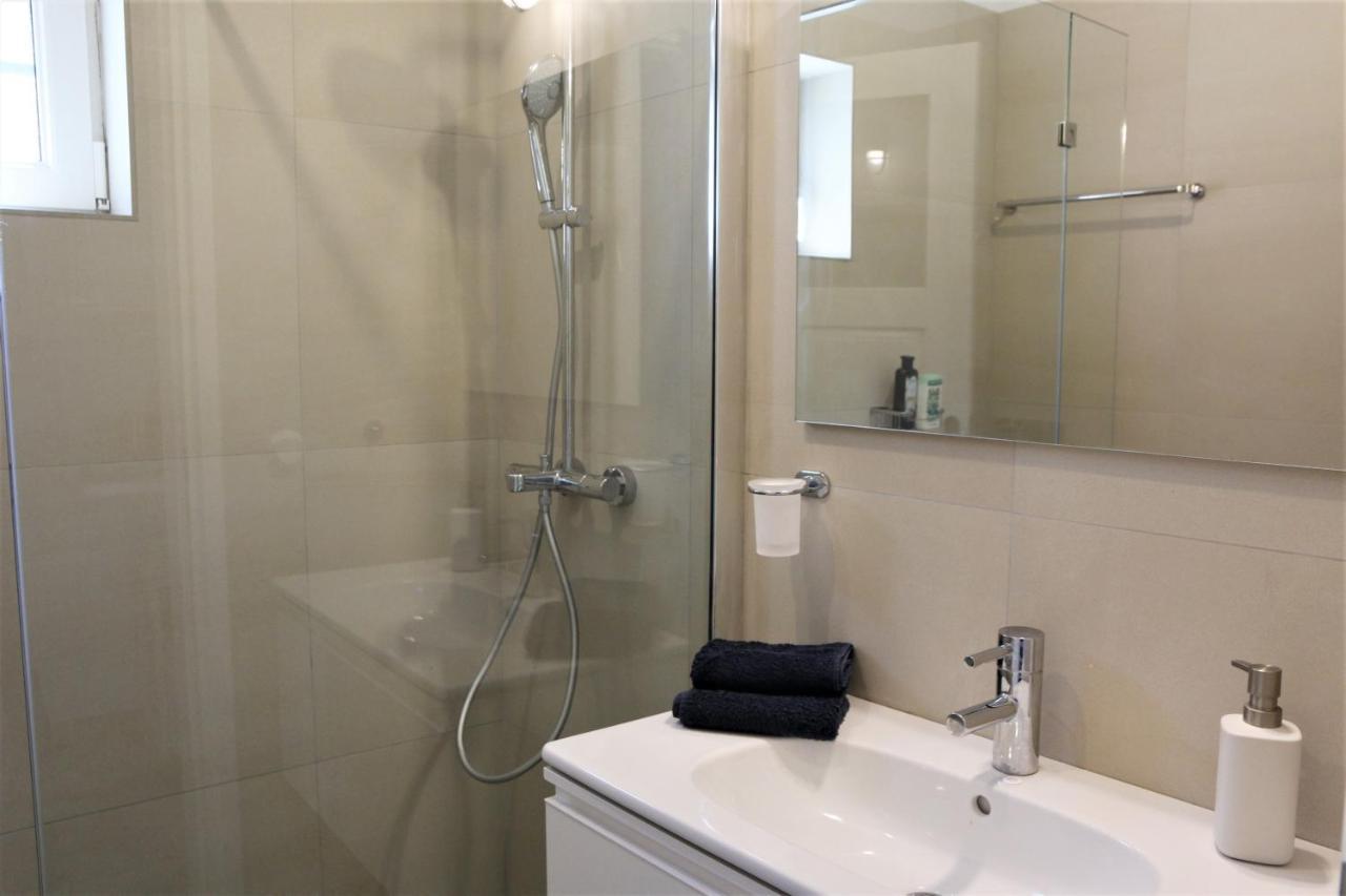 Sea View Studio Батси Экстерьер фото